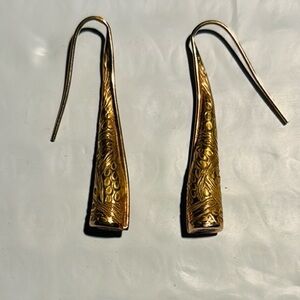 Elegant Gold Plated Earrings From the 70’s